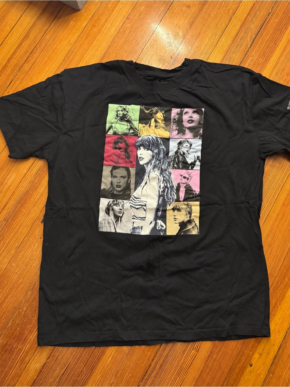 Taylor Swift Eras Tour Black Tee Size L